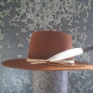 Handmade beaver blend fur felt hat
